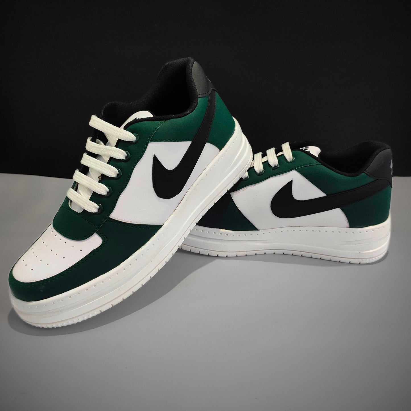 AIR FORCE 1 EMERALD GREEN SNEAKERS