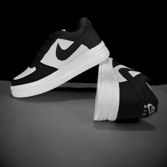 AIR FORCE 1 '07 PANDA SNEAKERS