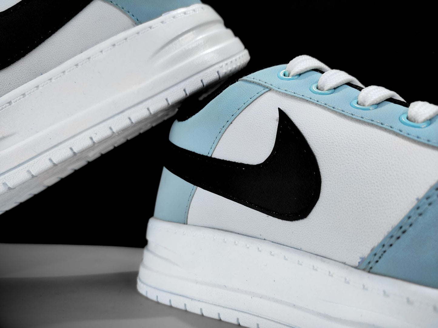 AIR FORCE 1 LOW BABY BLUE SNEAKERS