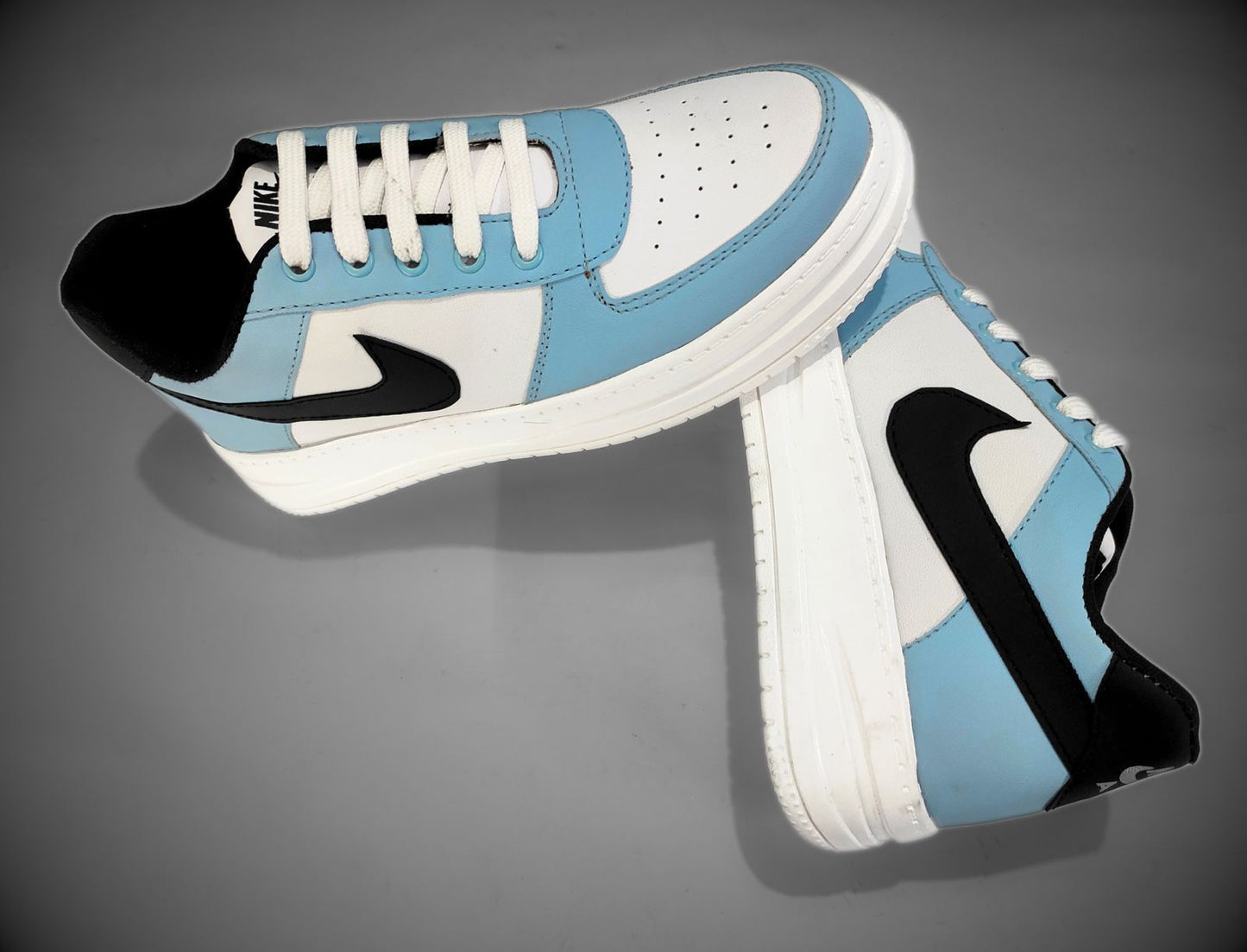 AIR FORCE 1 LOW BABY BLUE SNEAKERS