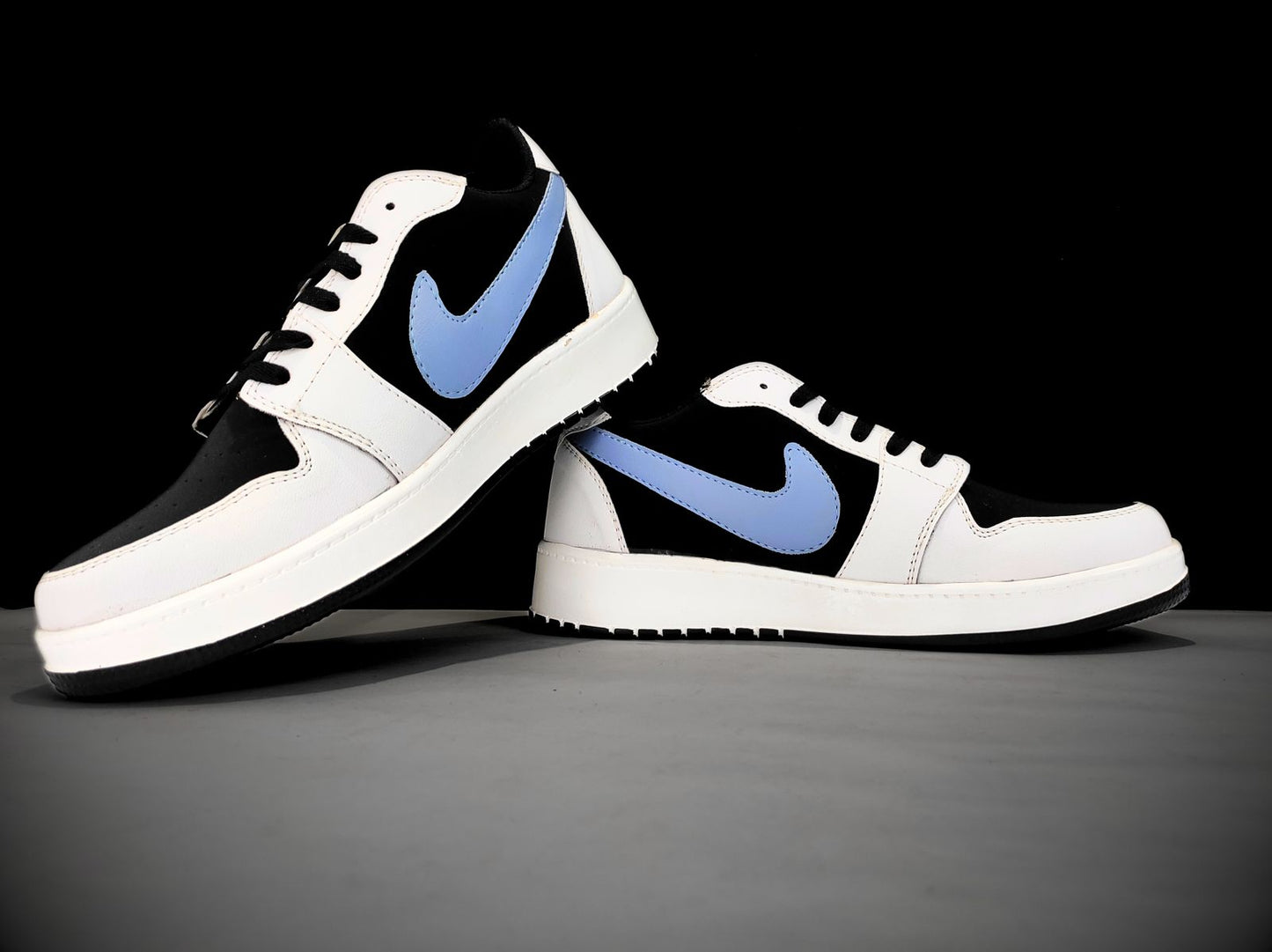 Air Force 1 x Travis Scott Noble Blue Sneakers