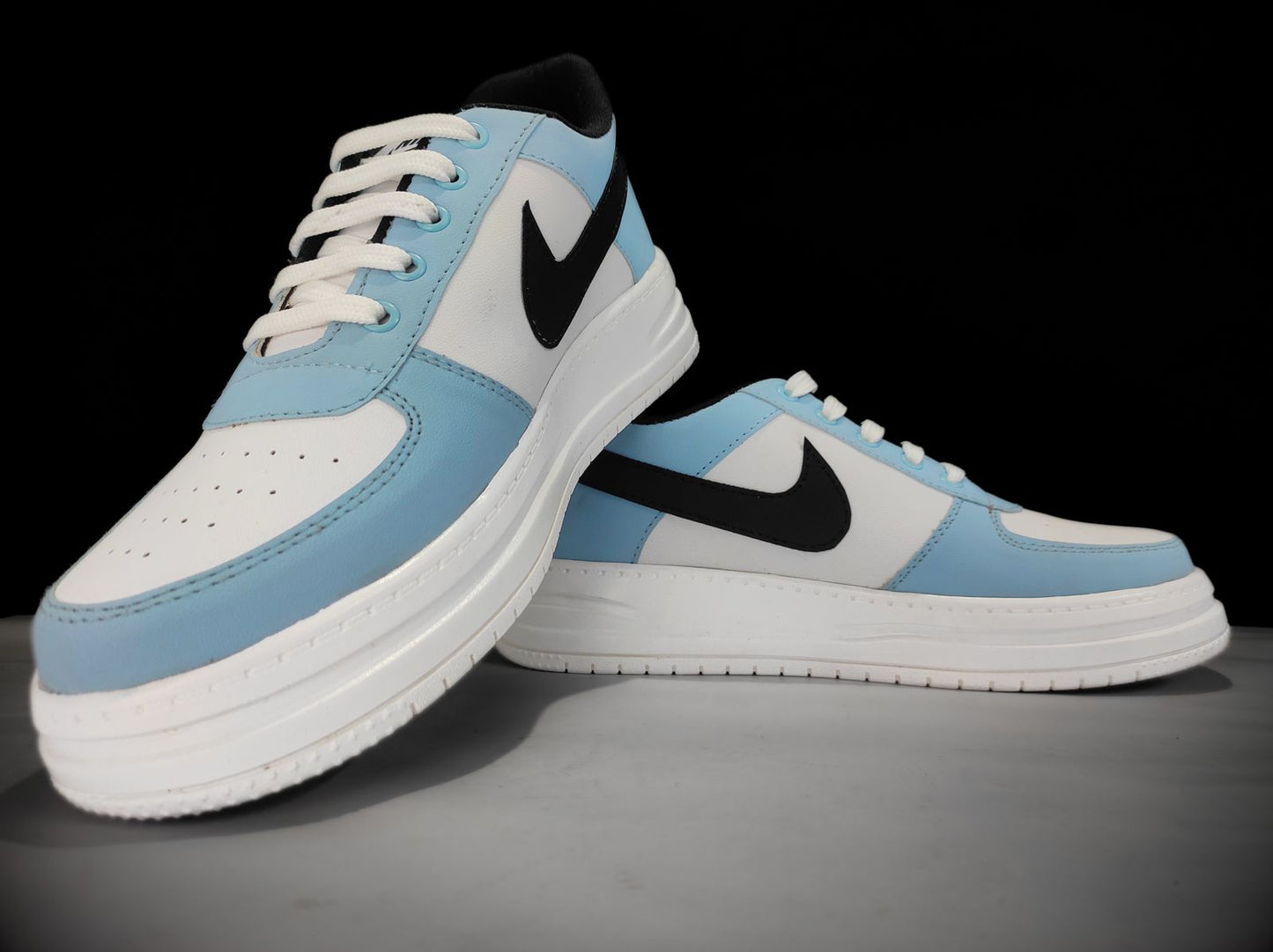AIR FORCE 1 LOW BABY BLUE SNEAKERS